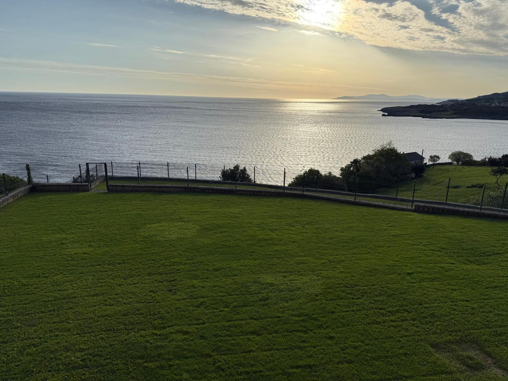 Villa La Ballena De Sonabia Orinon Zewnętrze zdjęcie