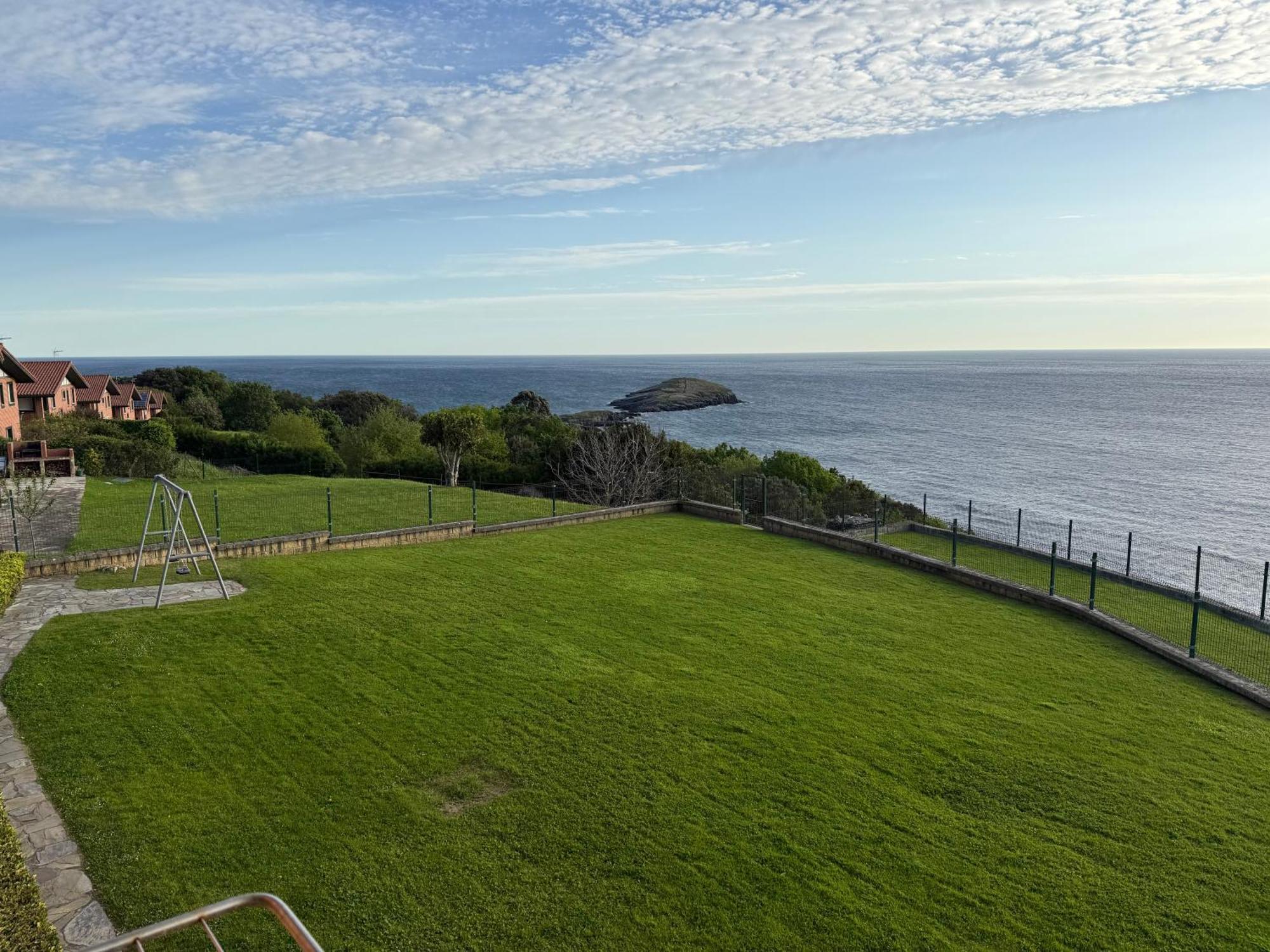 Villa La Ballena De Sonabia Orinon Zewnętrze zdjęcie